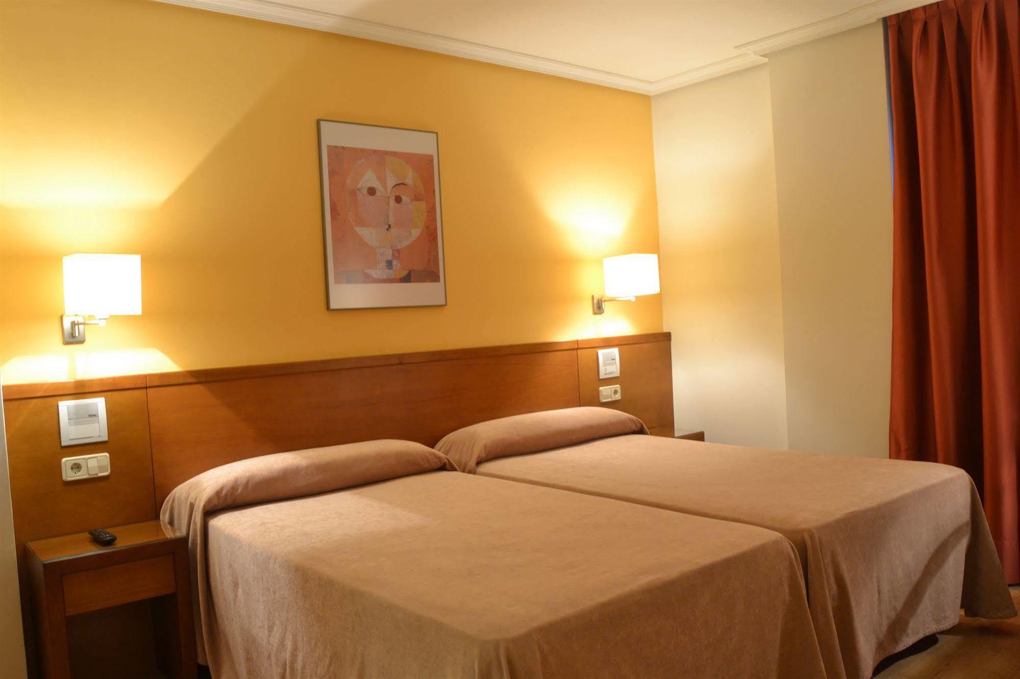 U Hotel Ogalia Vigo Ngoại thất bức ảnh